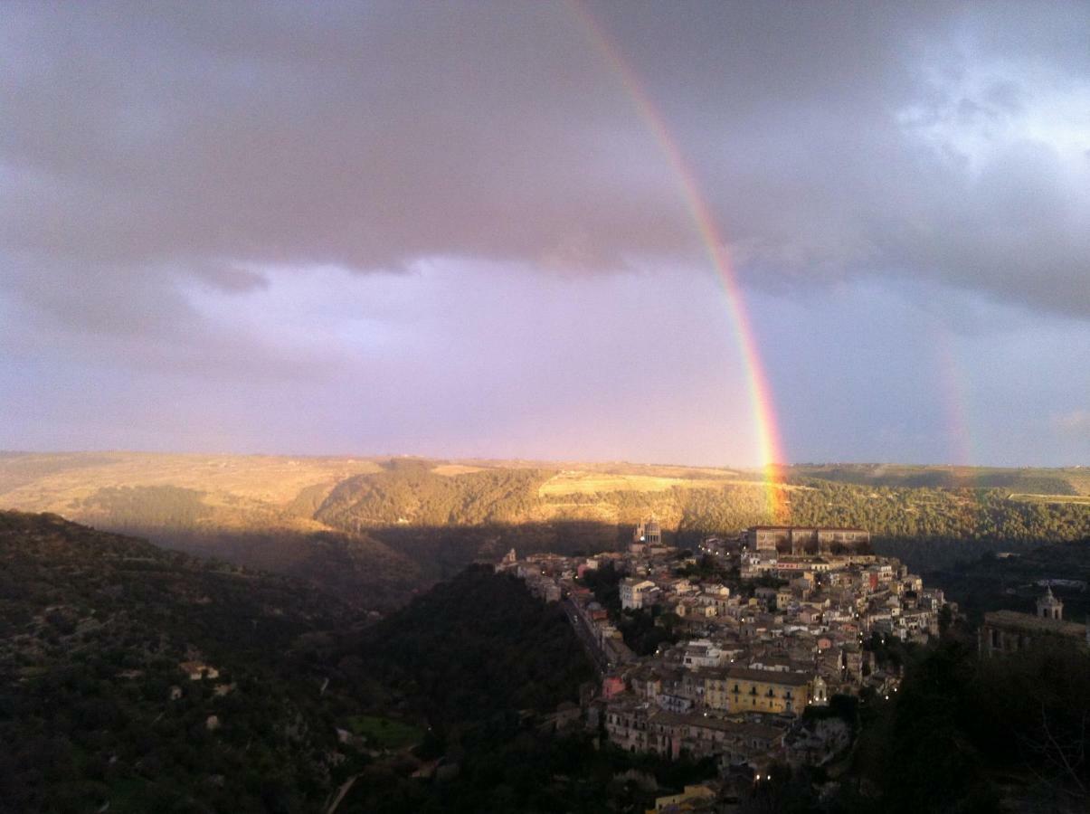 La Chiave Di Volta Acomodação com café da manhã Ragusa Exterior foto